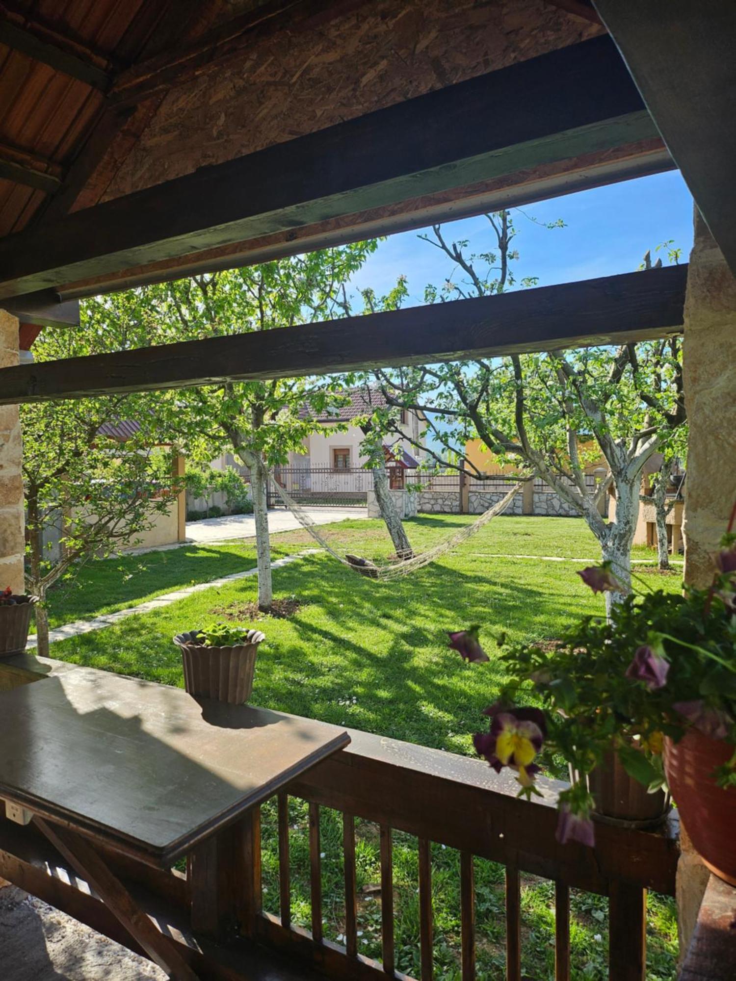 Calm Nest Apartman Nikšić Kültér fotó